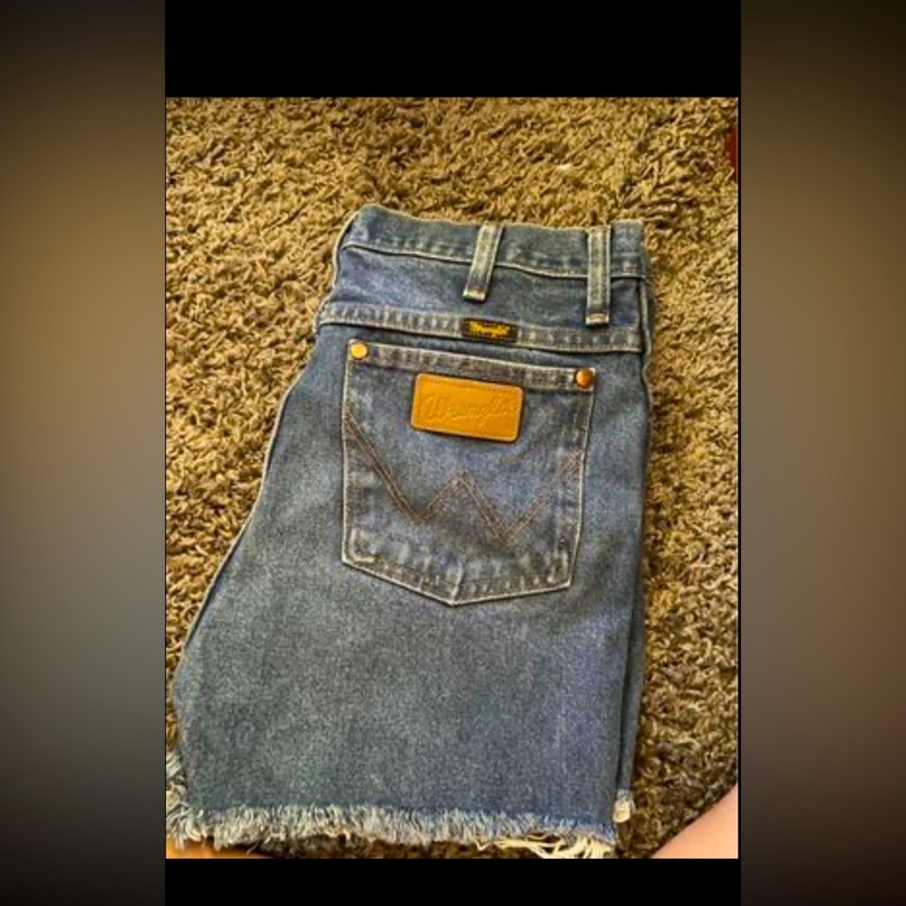 Wrangler cowboy cut shorts